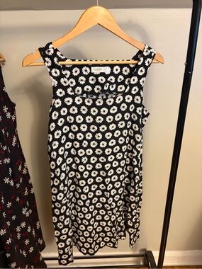 Black Daisy Print Mini Dress - Sleeveless